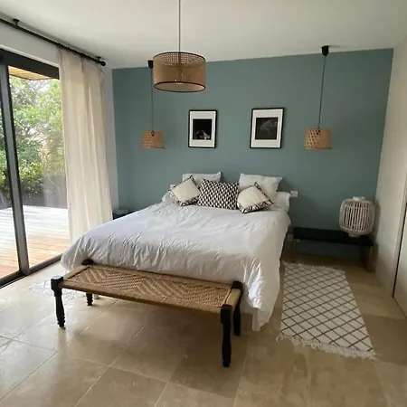 Contemporaine A 500 Metres De La ! * Calcatoggio (Corsica)