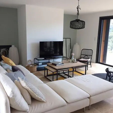 Contemporaine A 500 Metres De La ! Calcatoggio (Corsica)